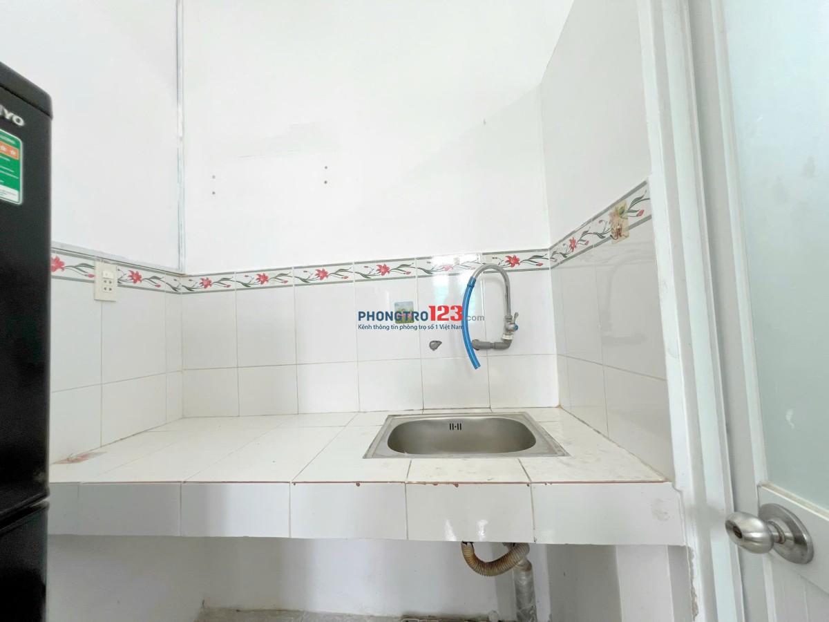 CHO THUÊ PHÒNG FULL NỘI THẤT CÓ BAN CÔNG – CHỈ 3,8 TRIỆU/THÁNG