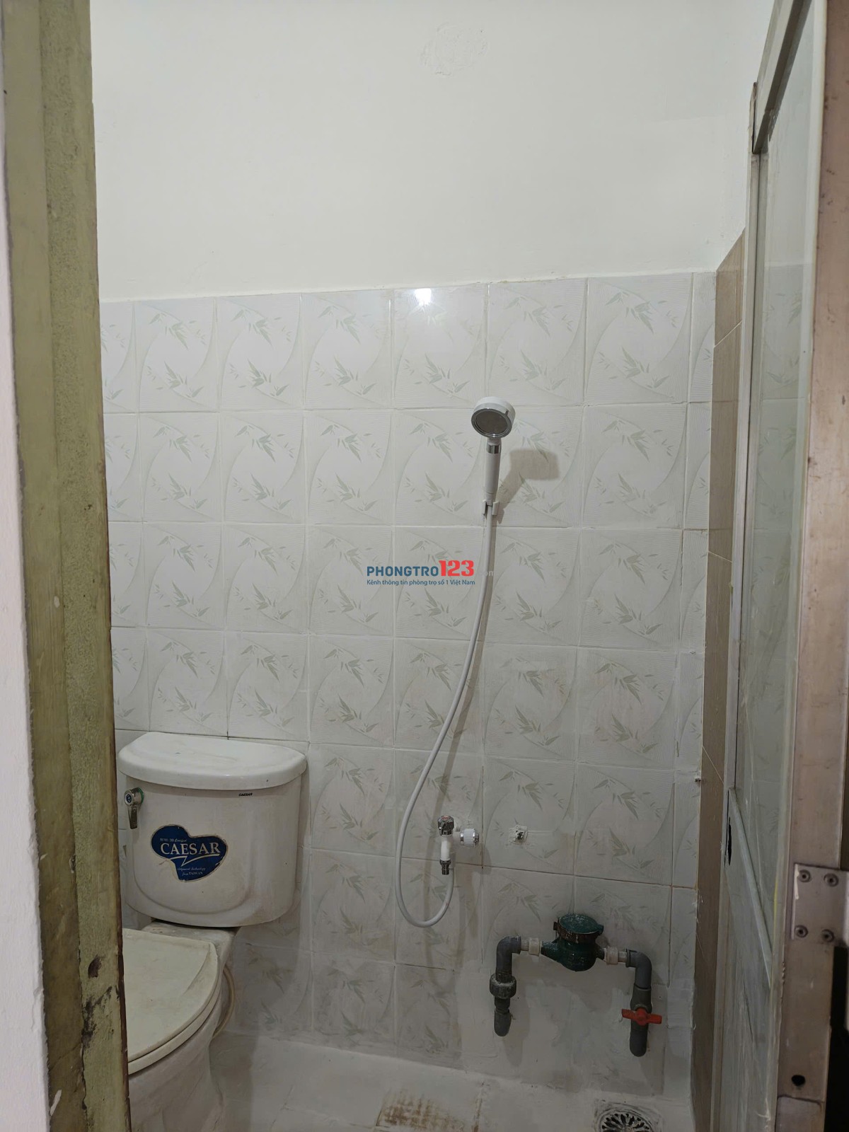 Phòng trống cho thuê gần Đầm Sen