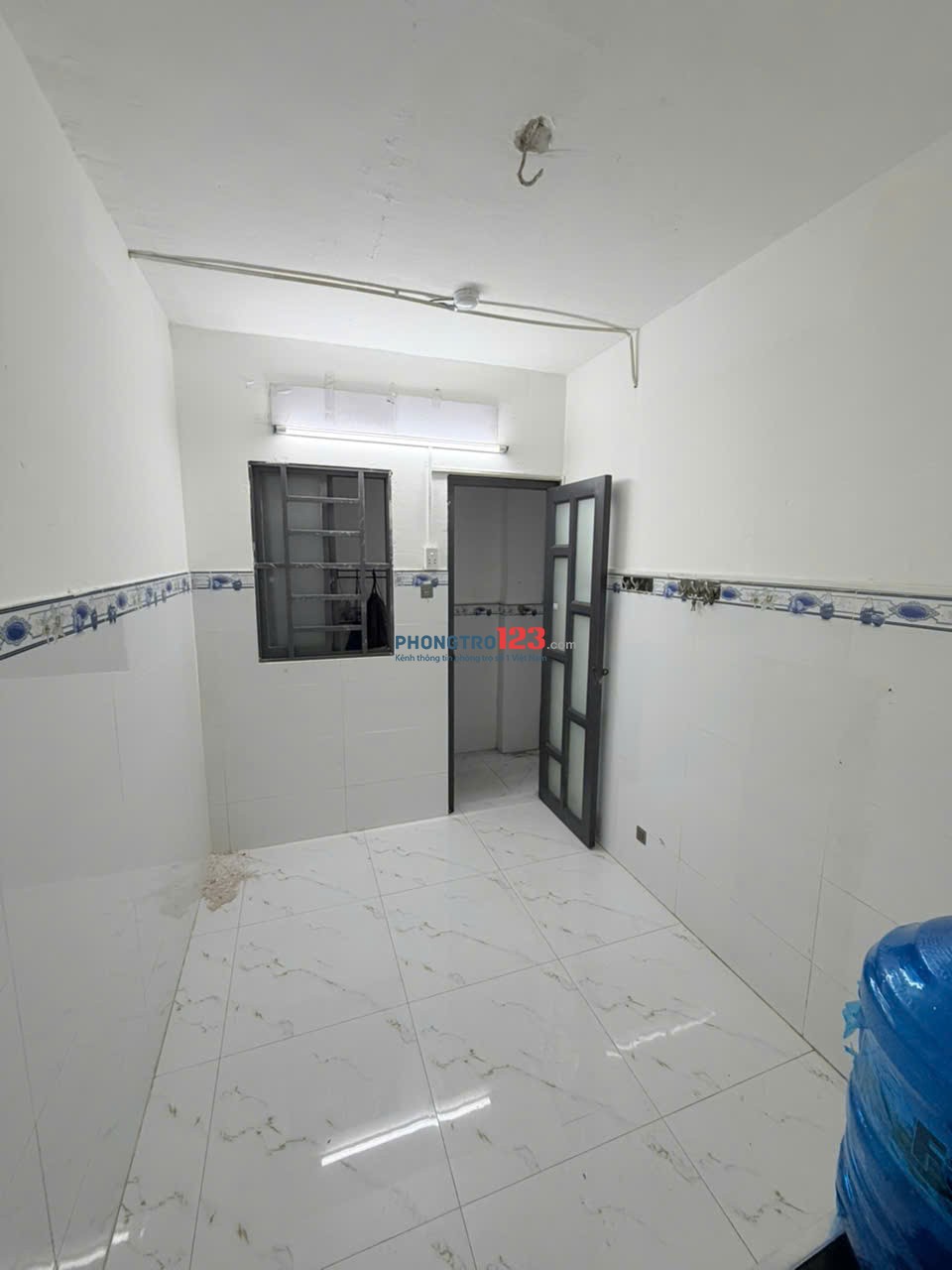Phòng trọ lầu 1 - khu cityland park hill - Tủ bếp - gần CV Gia Định 1km - An Ninh