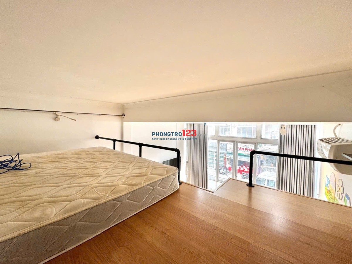 Phòng trọ quận 1, đầy đủ nội thất, duplex 35m2, gần Bùi Viện, chợ Bến Thành, metro Bến Thành
