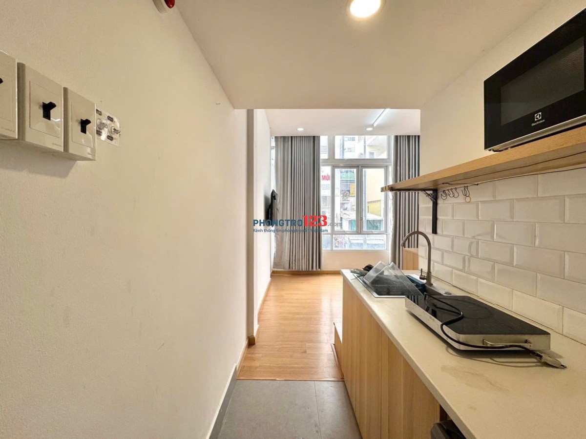 Phòng trọ quận 1, đầy đủ nội thất, duplex 35m2, gần Bùi Viện, chợ Bến Thành, metro Bến Thành