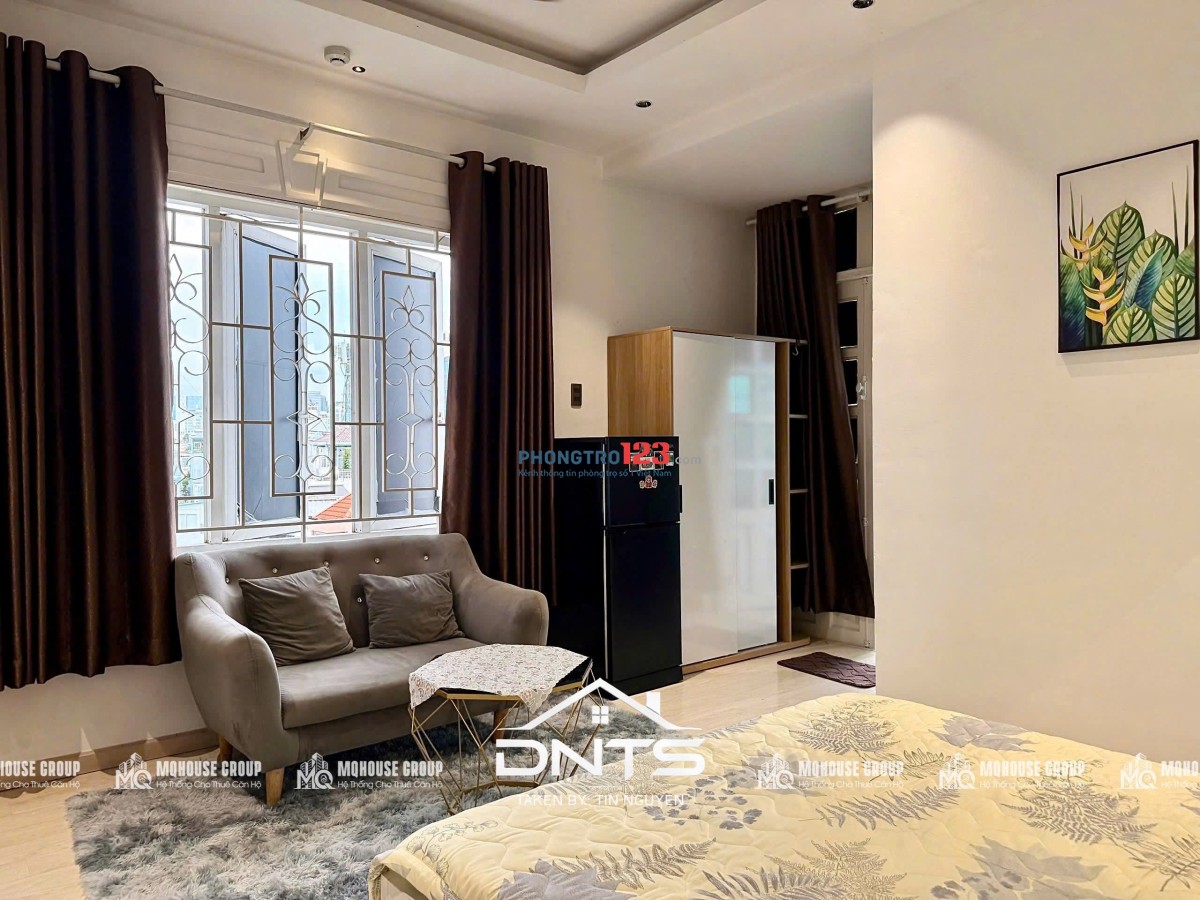 Cho thuê căn hộ mini balcony - thang máy giá rẽ ngay chợ Tân Định - Công viên Lê Văn Tám