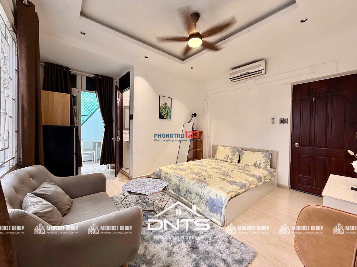 Cho thuê căn hộ mini balcony - thang máy giá rẽ ngay chợ Tân Định - Công viên Lê Văn Tám