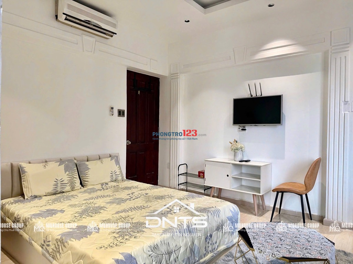 Cho thuê căn hộ mini balcony - thang máy giá rẽ ngay chợ Tân Định - Công viên Lê Văn Tám
