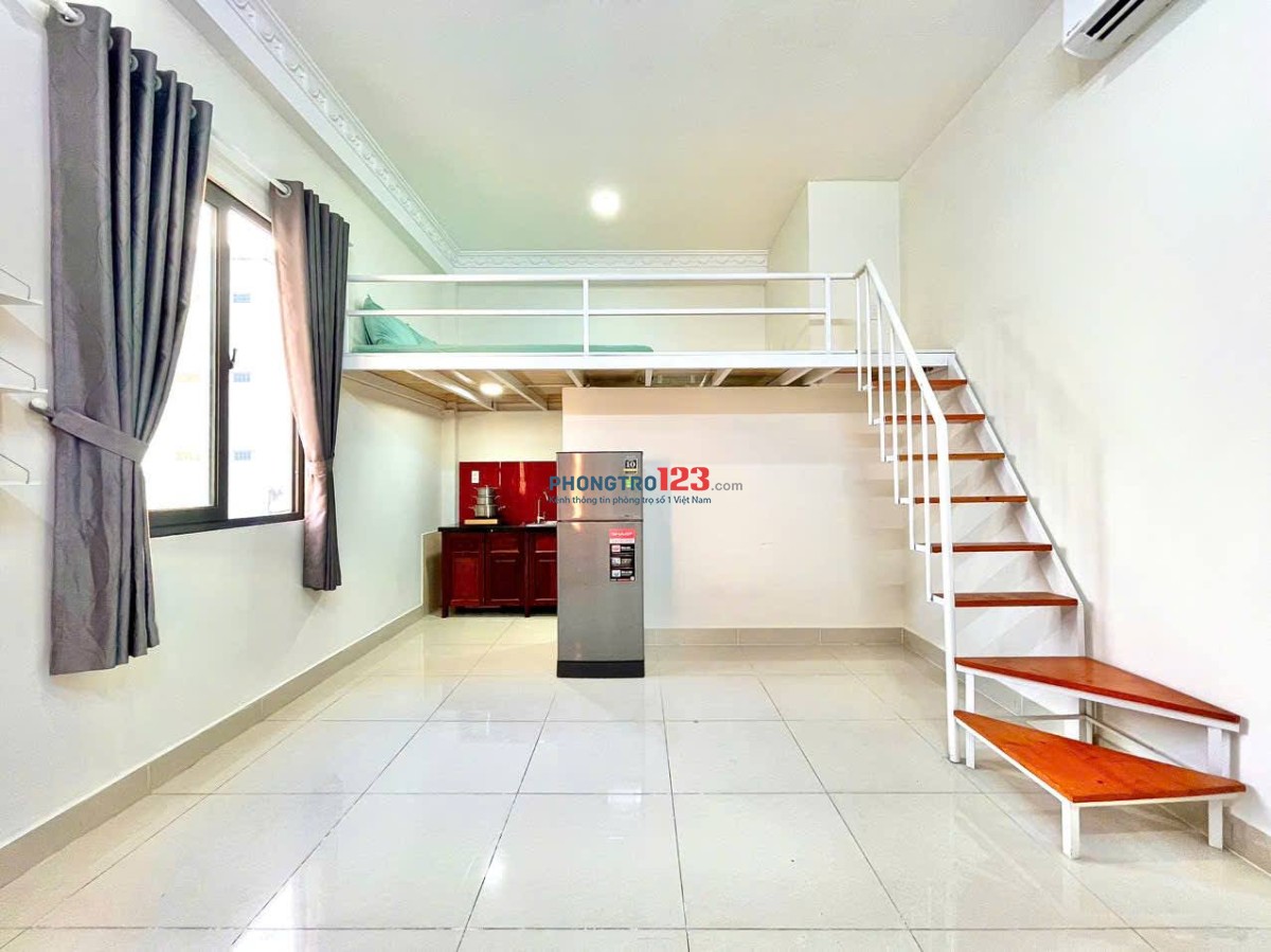 GÁC LỬNG 30m2 CỬA SỔ TRỜI THOÁNG FULL NỘI THẤT BÙI ĐÌNH TÚY GẦN NGÃ TƯ HÀNG XANH GẦN ĐH GTVT, HUTECH