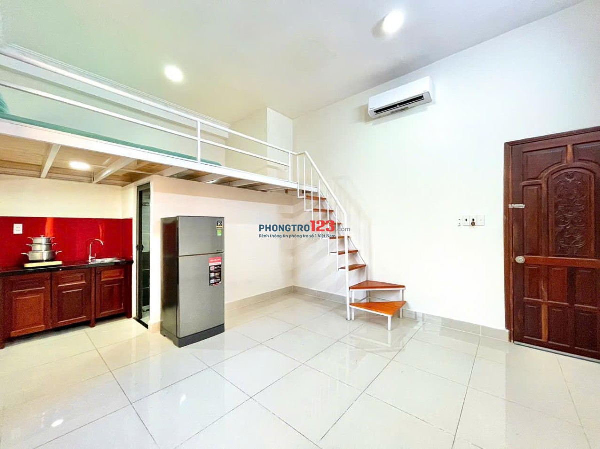 GÁC LỬNG 30m2 CỬA SỔ TRỜI THOÁNG FULL NỘI THẤT BÙI ĐÌNH TÚY GẦN NGÃ TƯ HÀNG XANH GẦN ĐH GTVT, HUTECH