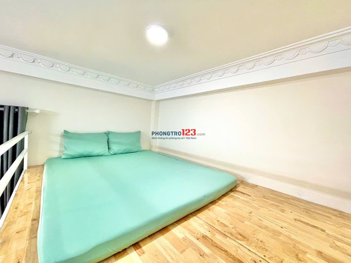 GÁC LỬNG 30m2 CỬA SỔ TRỜI THOÁNG FULL NỘI THẤT BÙI ĐÌNH TÚY GẦN NGÃ TƯ HÀNG XANH GẦN ĐH GTVT, HUTECH