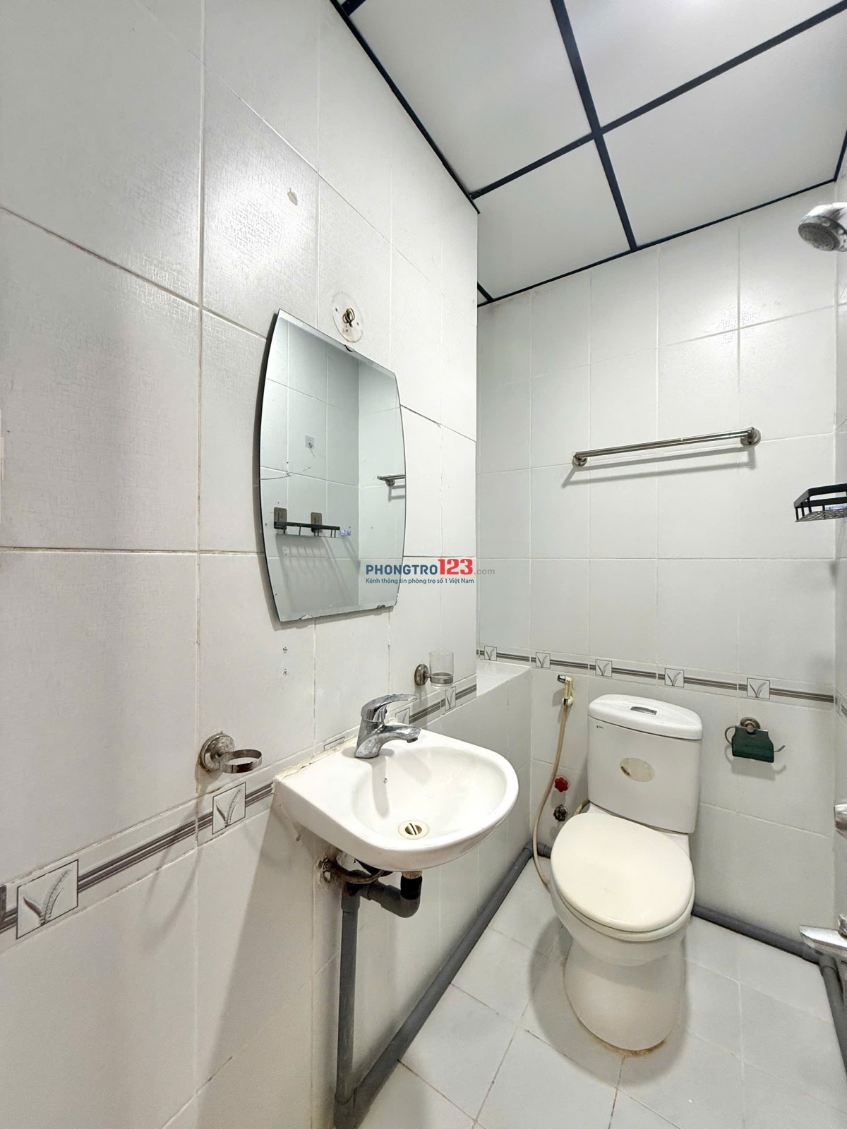PHÒNG TIỆN NGHI 5’ ĐI DH KINH TẾ BÁCH KHOA, GIÁ HẤP DẪN