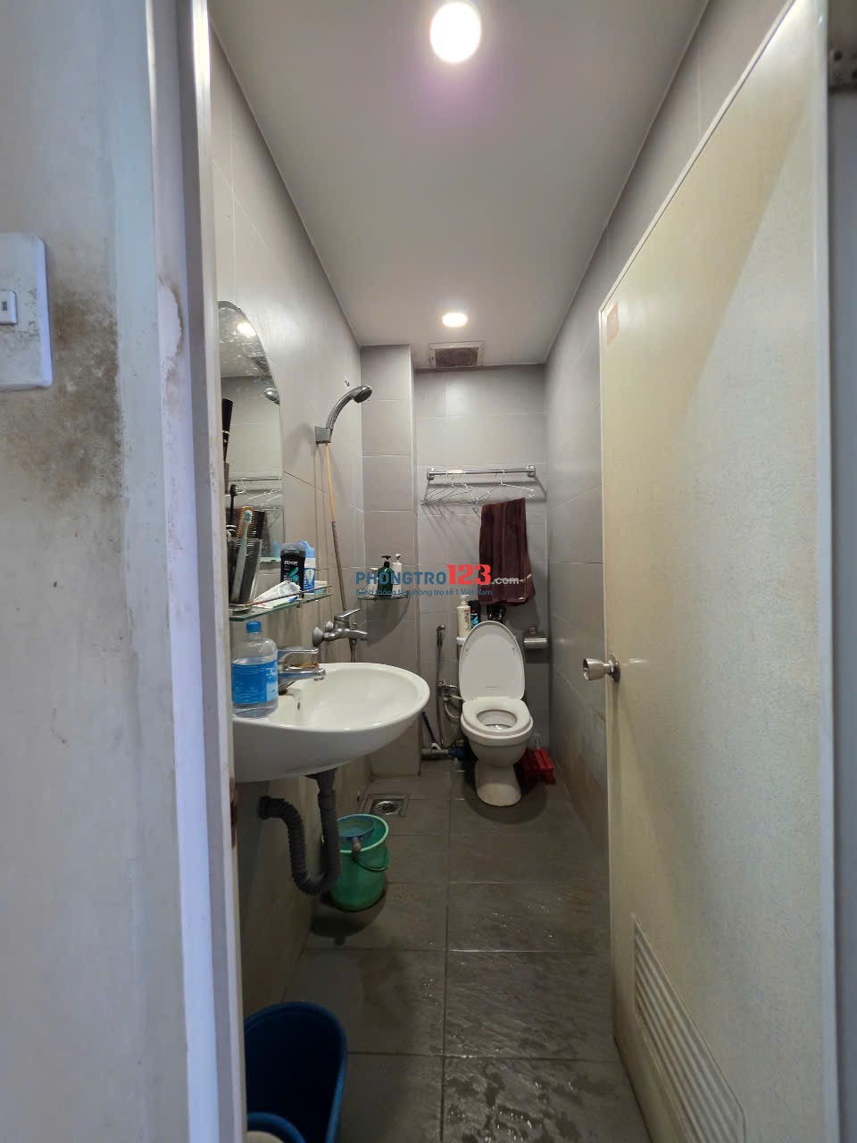 CHO THUÊ CĂN HỘ 2 PHÒNG NGỦ + 1 PHÒNG BẾP 100M2 - 2 BAN CÔNG - NƠ TRANG LONG GẦN CHỢ NGUYỄN XÍ