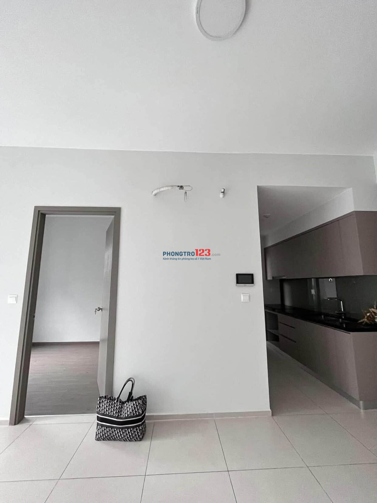 Cho thuê chung cư Carilon2 – Trịnh Đình Thảo, Tân Phú, 70m2, 2PN giá 9tr/tháng