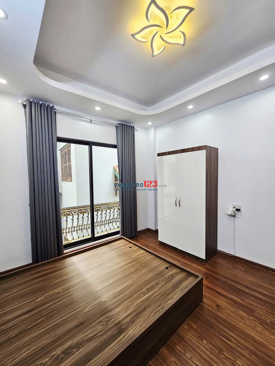 TÌM NỮ Ở GHÉP - 2TR5 - NGÕ 236 ÂU CƠ