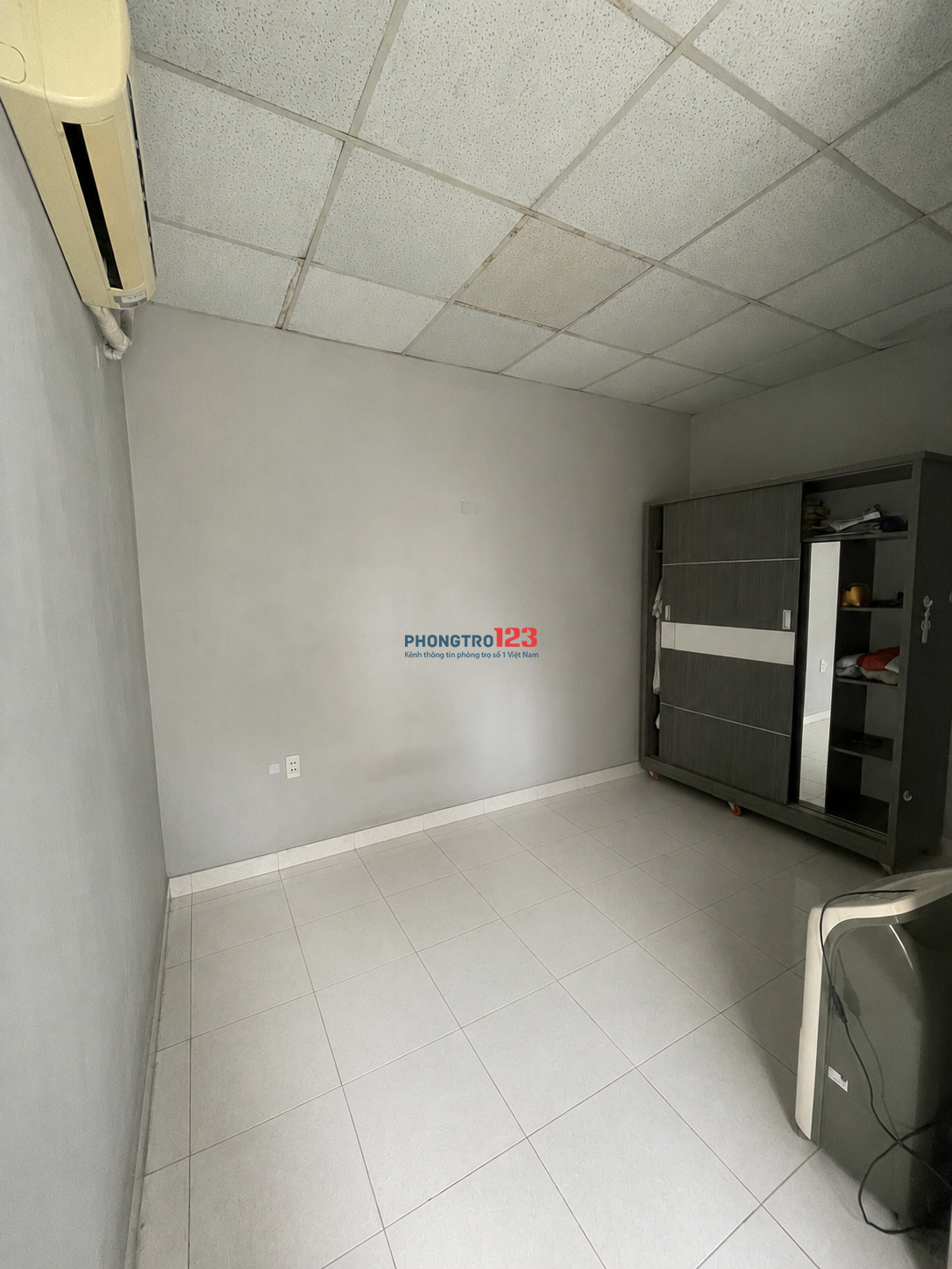 Phòng trọ 14m2 free 1 xe, wc riêng, giờ tự do, có máy lạnh và tủ đồ, XVNT 2 chiều, bình thạnh