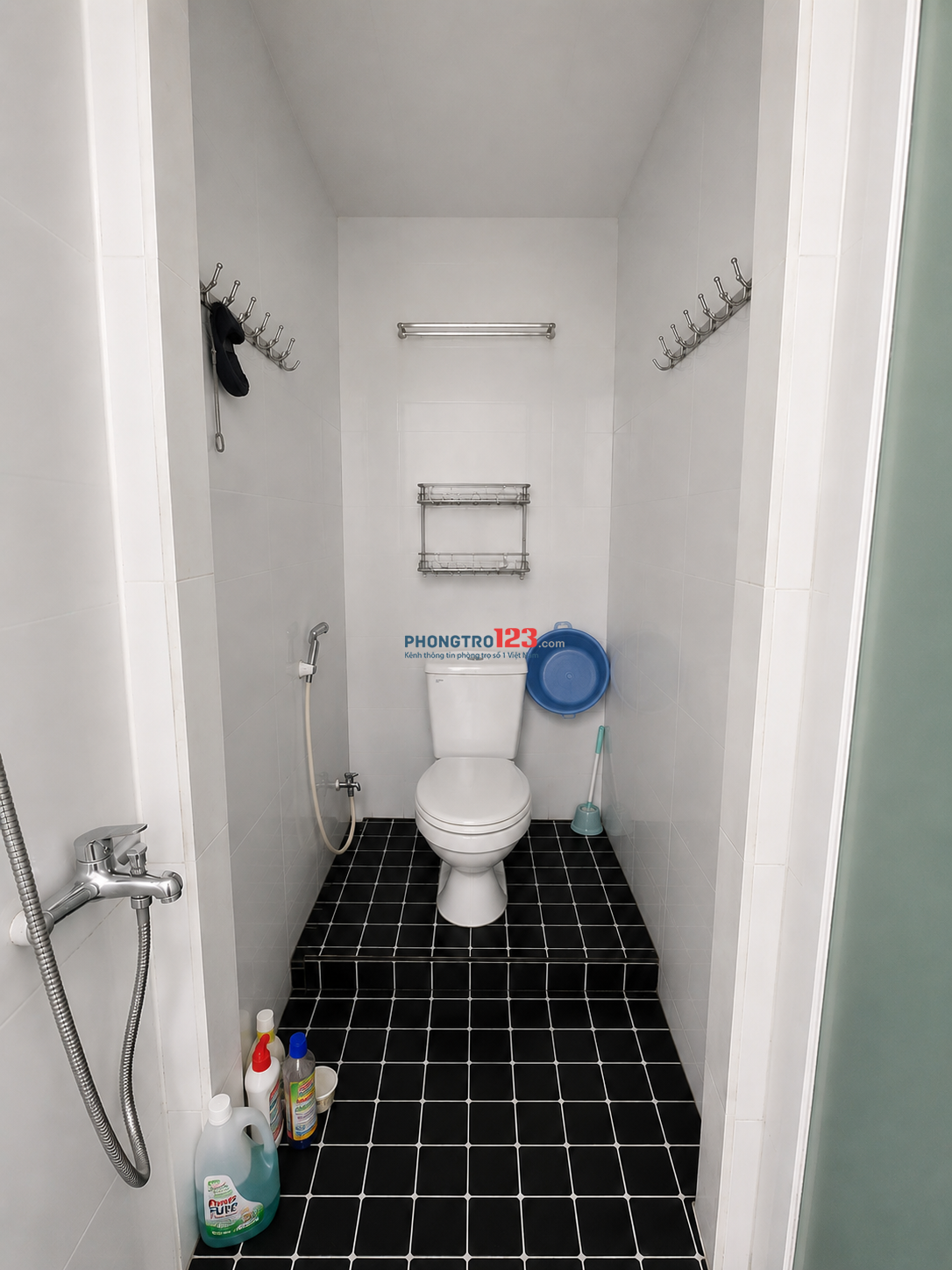 Phòng trọ 14m2 free 1 xe, wc riêng, giờ tự do, có máy lạnh và tủ đồ, XVNT 2 chiều, bình thạnh