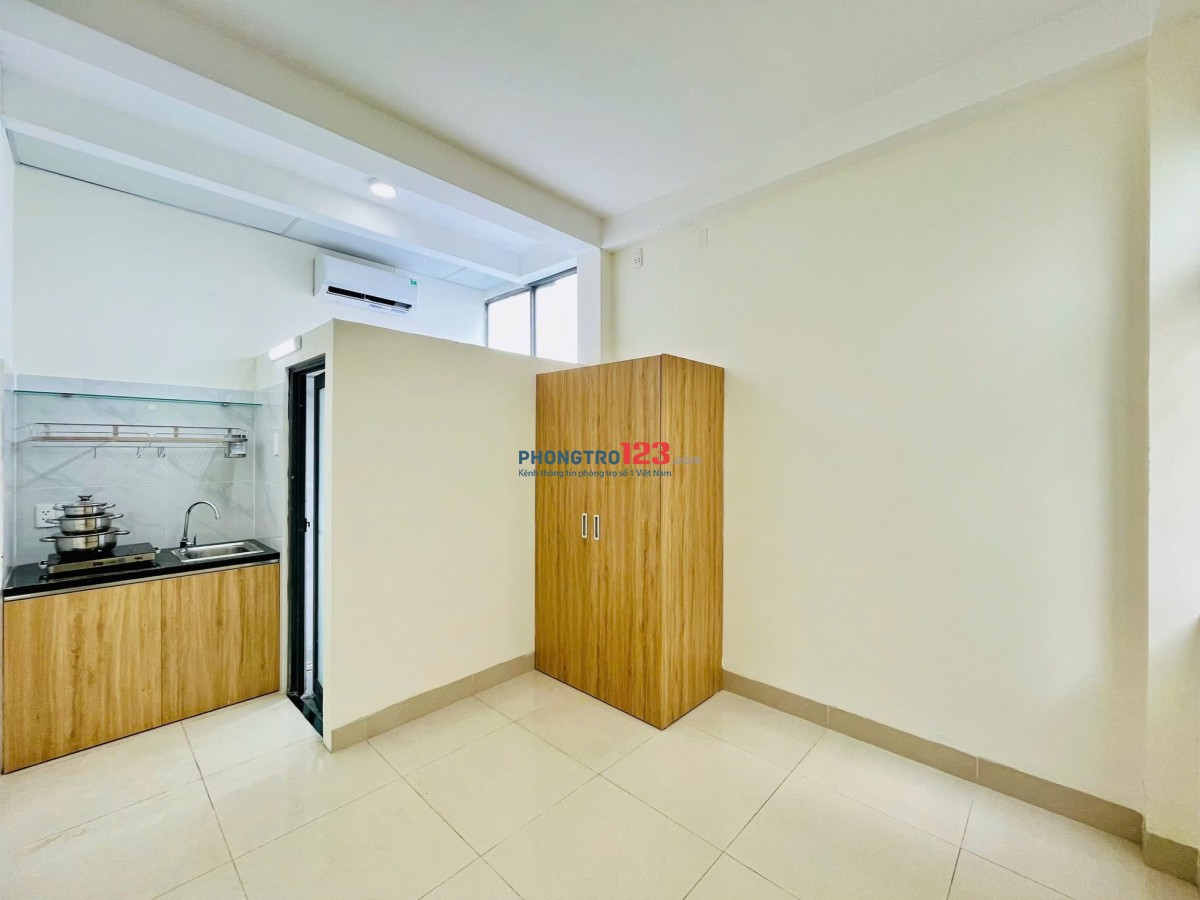 PHÒNG MÓI XÂY CỬA SỔ THOÁNG AN NINH NGAY BÙI ĐÌNH TÚY
