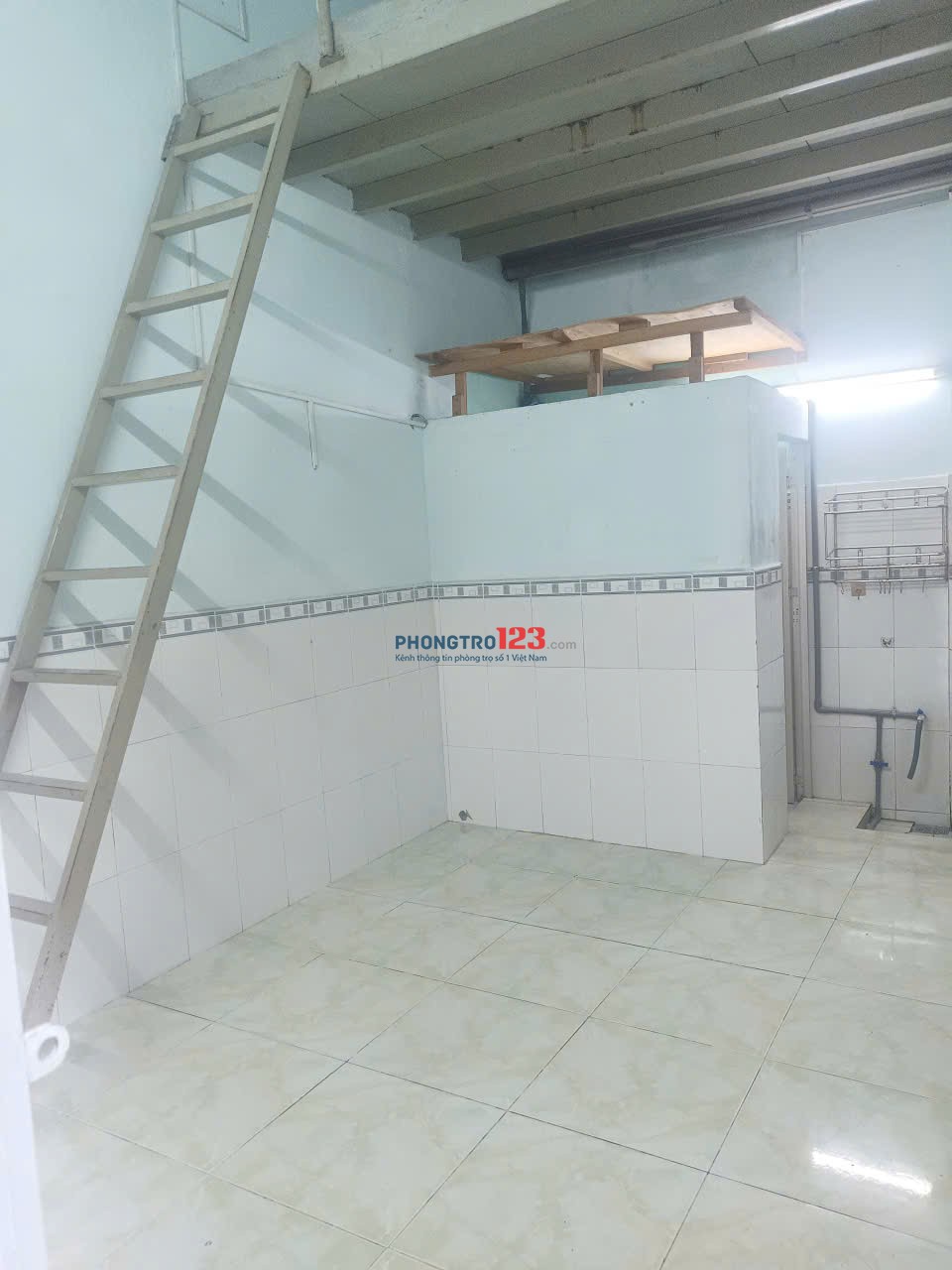  CHO THUÊ PHÒNG TRỌ GÁC ĐÚC – GIỜ GIẤC TỰ DO – QUẬN GÒ VẤP