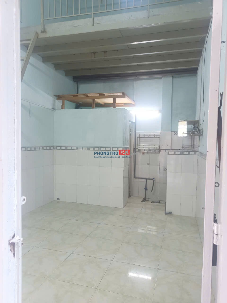  CHO THUÊ PHÒNG TRỌ GÁC ĐÚC – GIỜ GIẤC TỰ DO – QUẬN GÒ VẤP