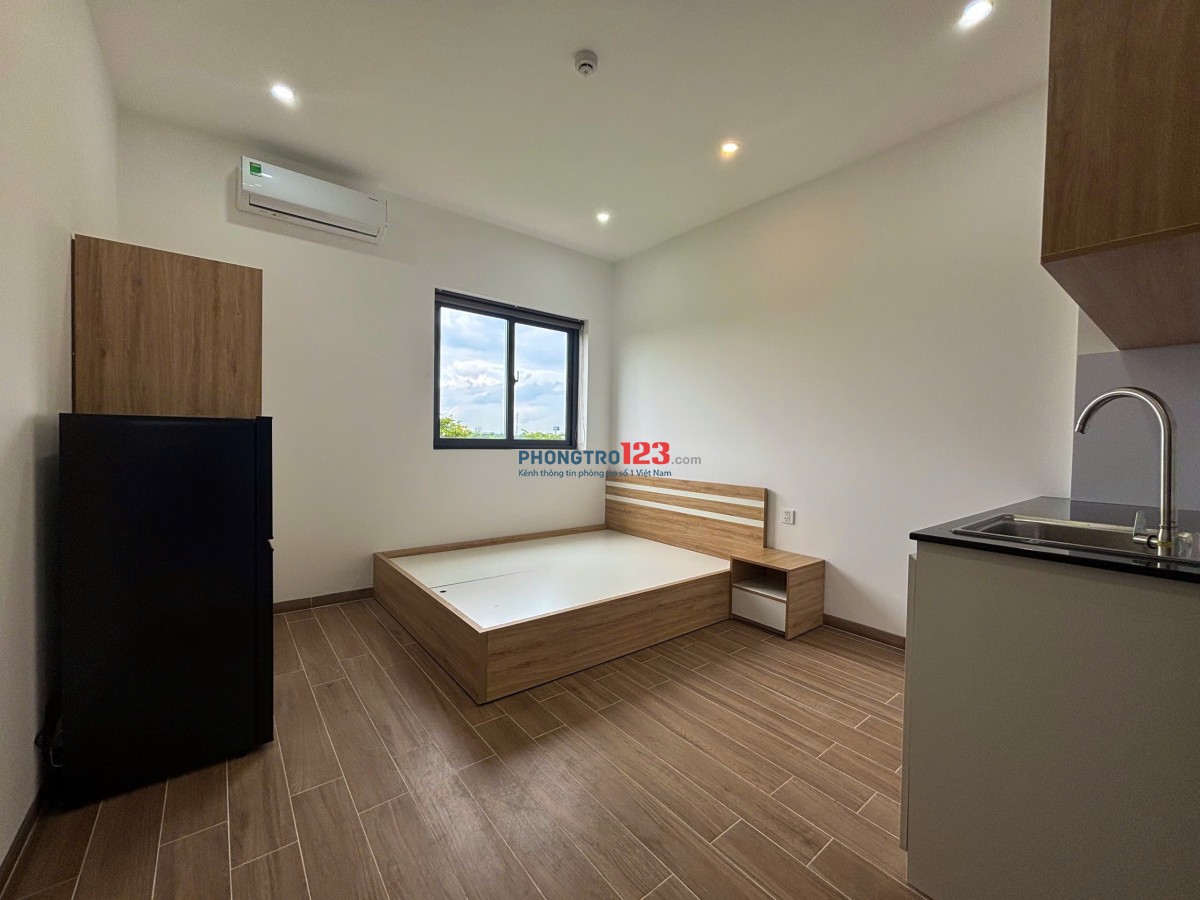 Cho thuê chdv Cát Lái gần citisoho, siêu rộng 25m2 Giá 4tr3 full nt có nệm tự do, m