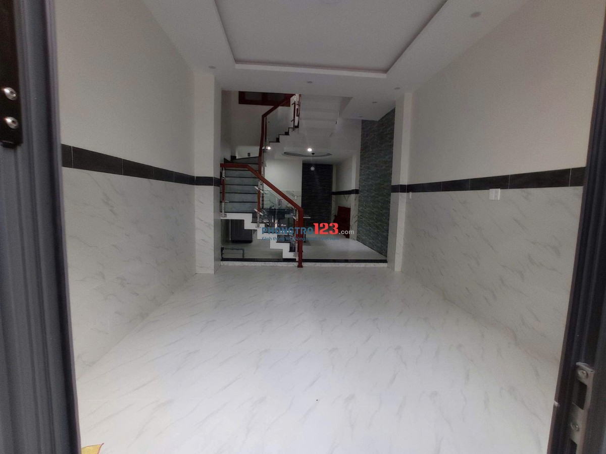 PHÒNG BAN CÔNG XỊN MỊN – GIỜ GIẤC TỰ DO – CÓ ĐIỀU HOÀ - NGAY KHU CÔNG NGHỆ CAO Q9 
