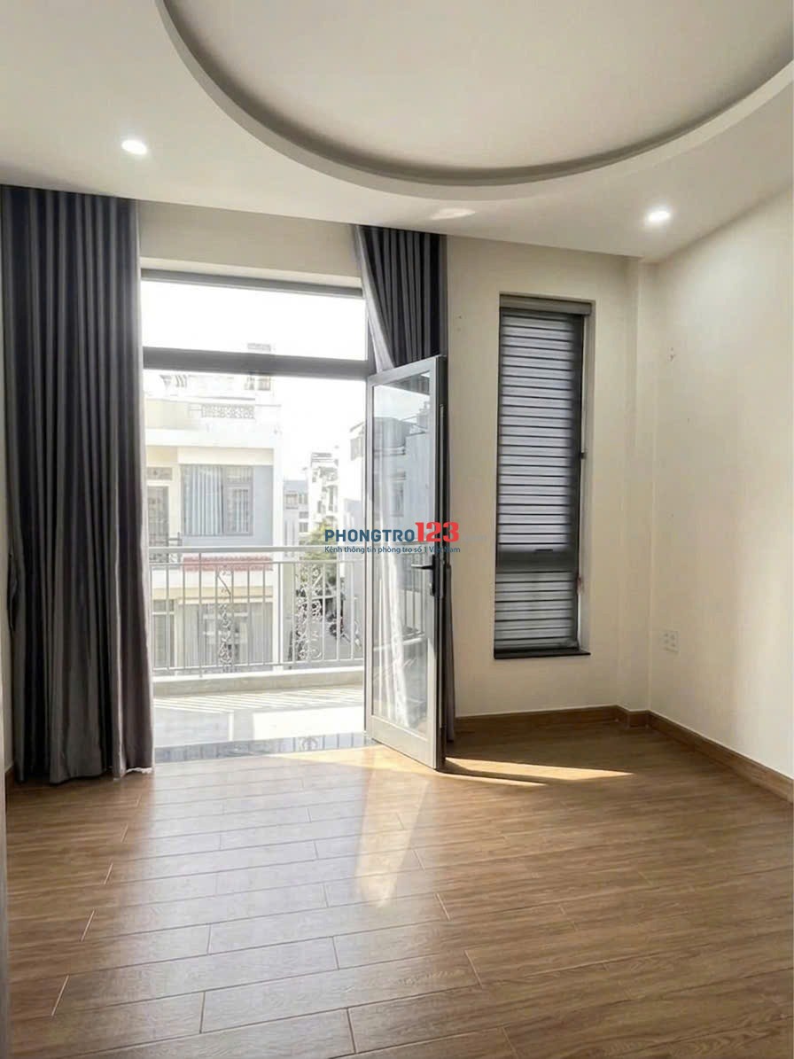  PHÒNG BAN CÔNG XỊN MỊN – GIỜ GIẤC TỰ DO – CÓ ĐIỀU HOÀ - NGAY KHU CÔNG NGHỆ CAO Q9 