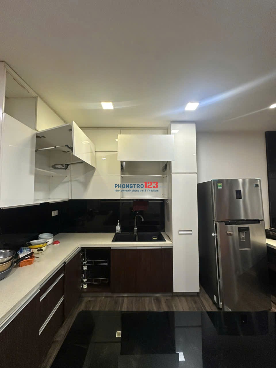 Phòng Căn Hộ Full Nội Thất Chung Cư Quân 7 - Gần Phú Mỹ Hưng