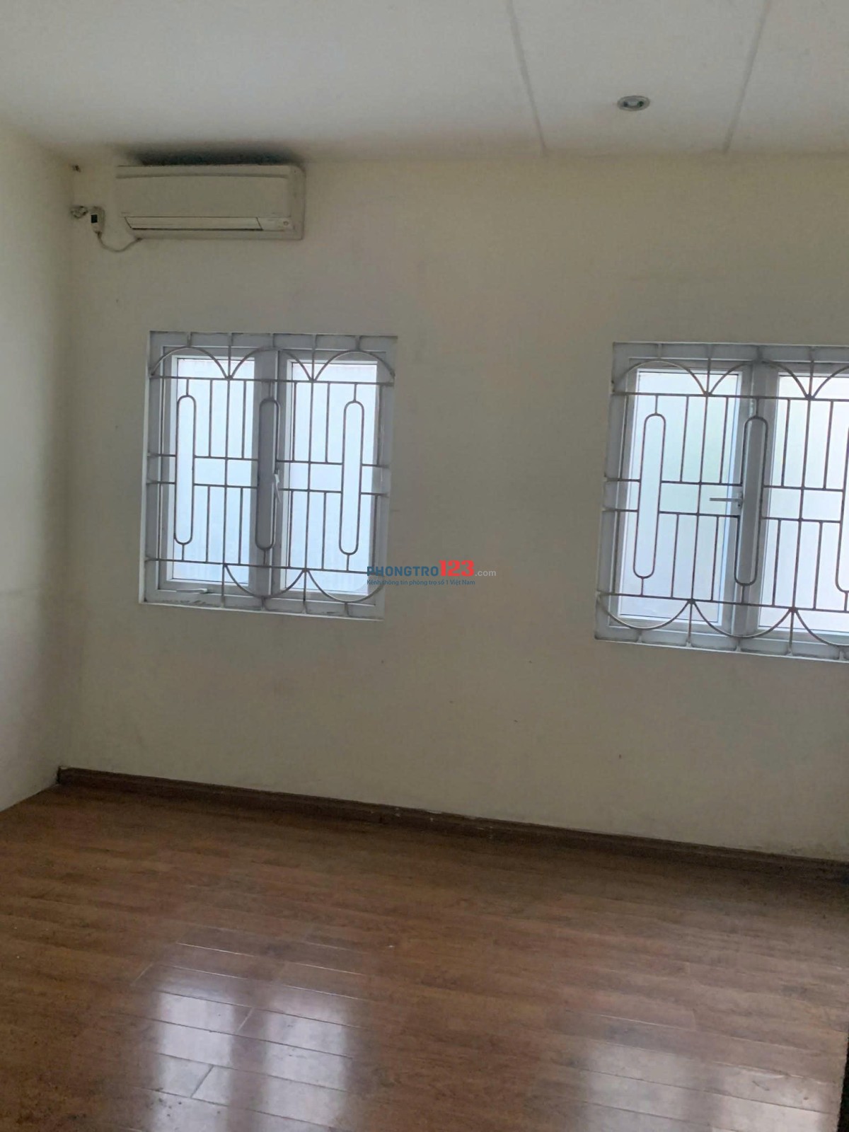Chính chủ cho thuê nhà riêng sô 2b ngõ 738 Bạch Đằng, Hai Bà Trưng thuê lâu dài
