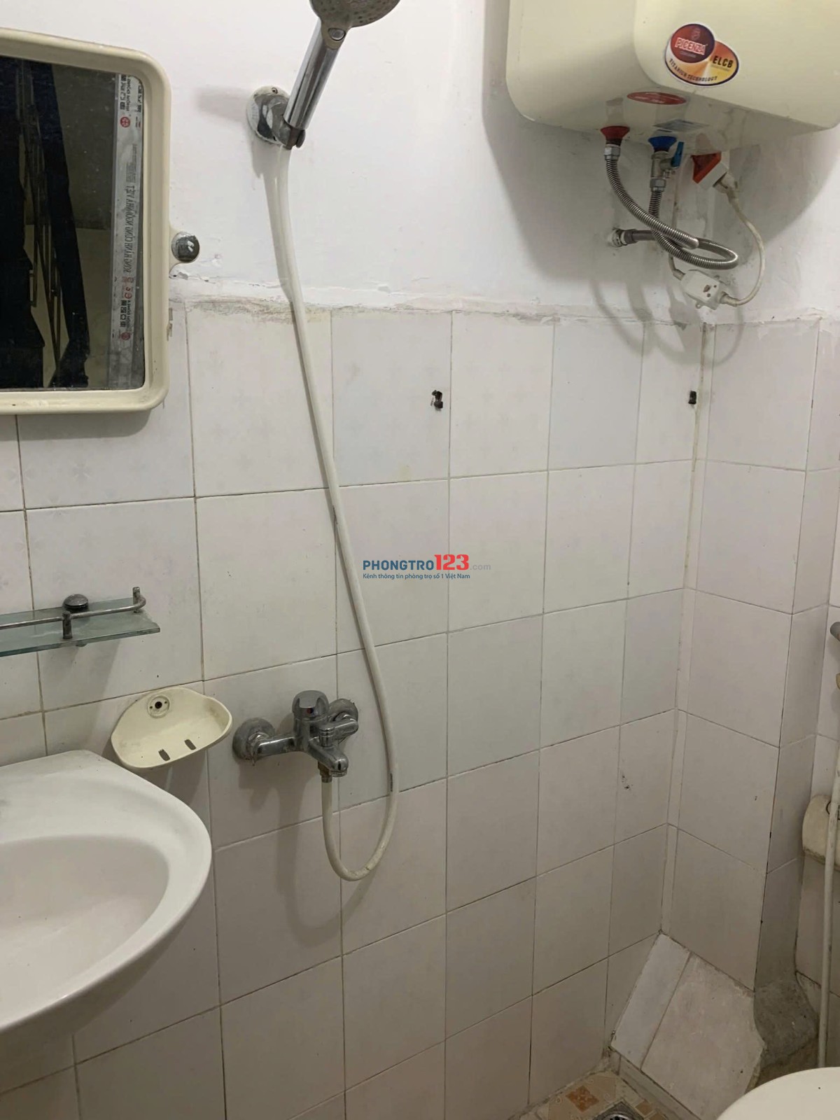 Chính chủ cho thuê nhà riêng sô 2b ngõ 738 Bạch Đằng, Hai Bà Trưng thuê lâu dài