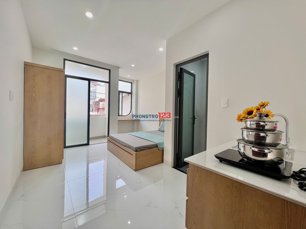 PHÒNG VÍP 30m2 FULL NỘI THẤT BÌNH THỚI GẦN VÒNG XOAY LÊ ĐẠI HÀNH