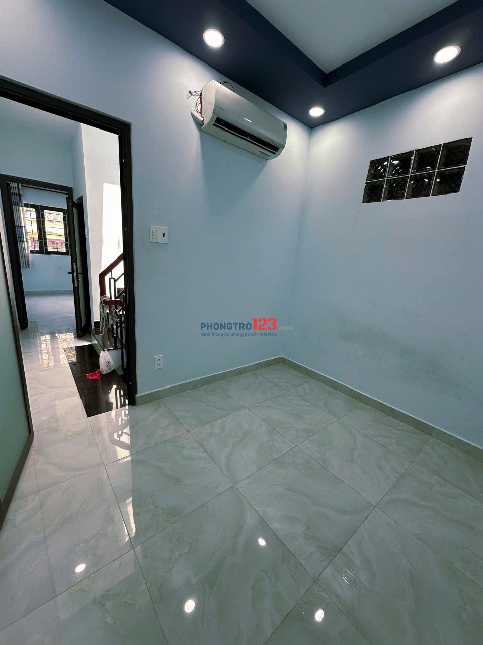 Cho Thuê Phòng Q10, rộng rãi thoải mái. Cửa sổ ban công, mới xây, 2tr8 3tr 3tr5
