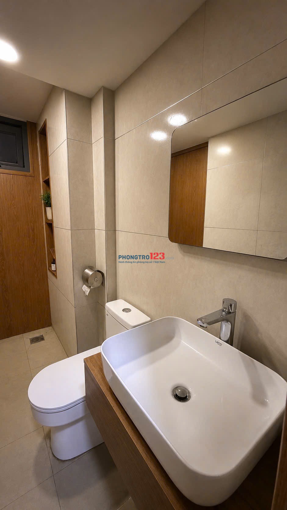 Cho thuê phòng Phú Nhuận gần Nguyễn Văn Trỗi, Học Viện Hàng Không, cửa sổ thoáng full nội thất