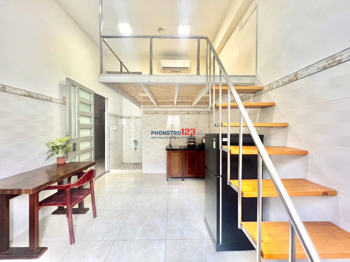 GÁC LỬNG CỬA SỔ TRỜI THOÁNG FULL TIỆN NGHI TẠI KHUÔNG VIỆT GẦN ĐH VĂN HIẾN, CÔNG VIÊN VH ĐẦM SEN