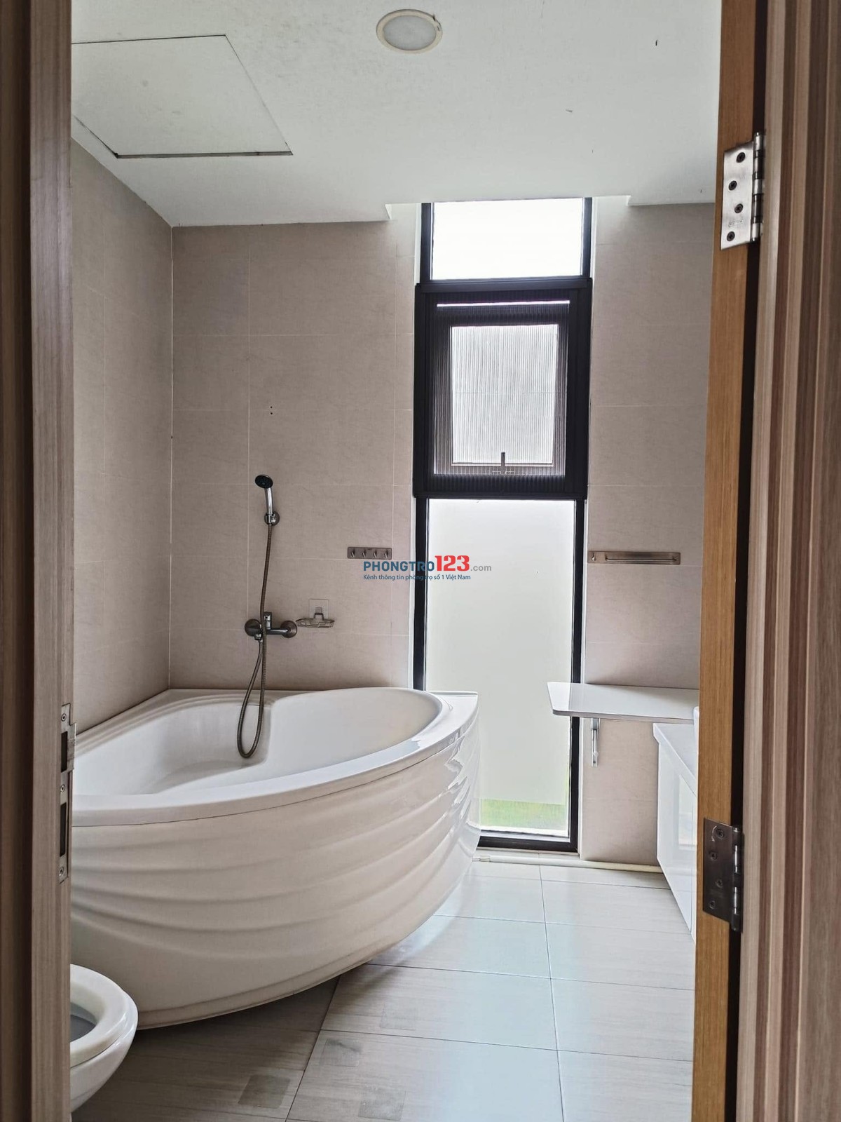 Cho thuê chụng cư cao cấp Tân Phước Plaza-Lý Nam Đế, Minh Phụng, 3PN, Full nội thất giá 15,5tr/tháng