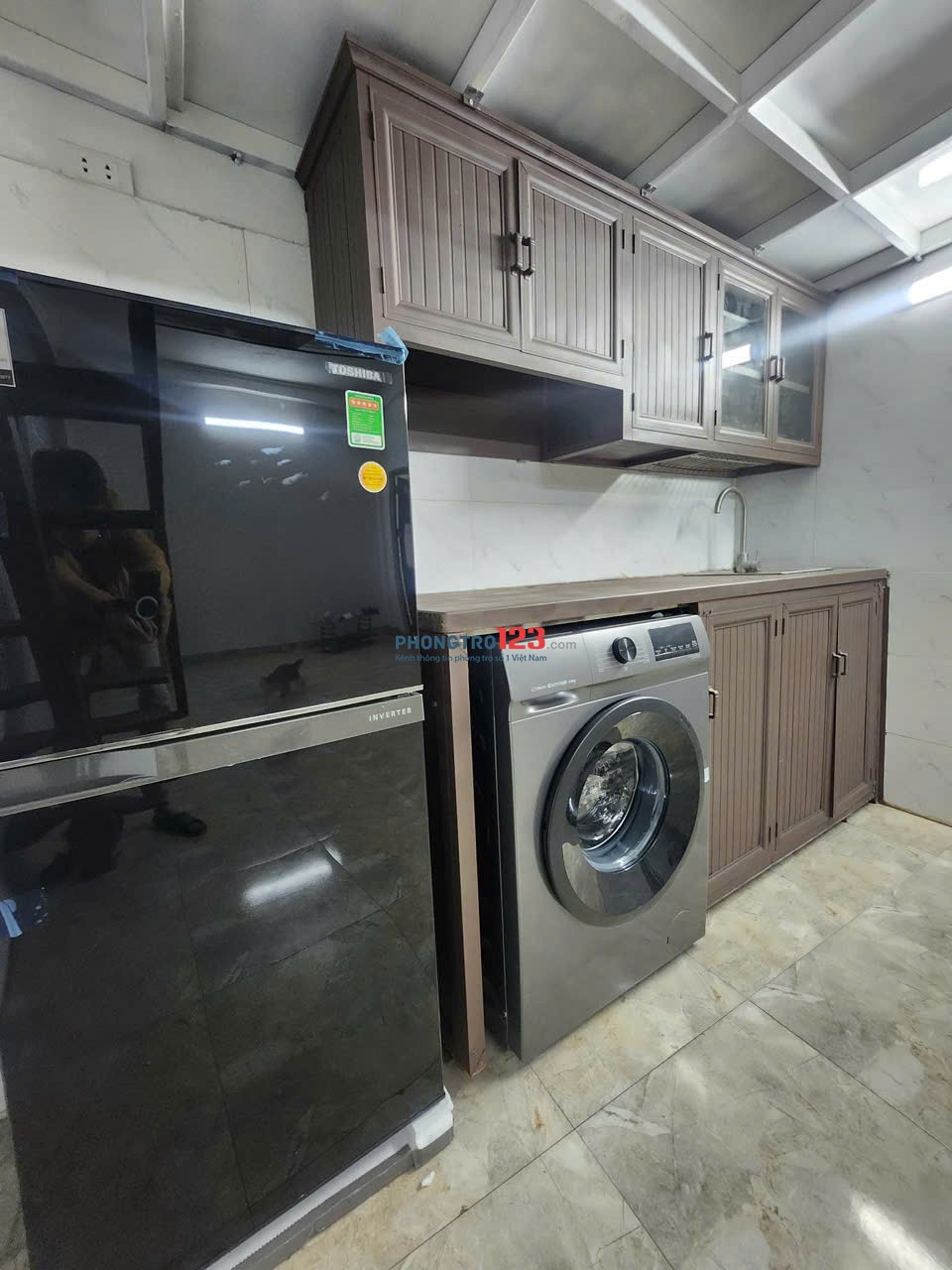 CHO THUÊ PHÒNG KHÉP KÍN – PHỐ PHÚ VIÊN,PHƯỜNG BỒ ĐỀ, QUẬN LONG BIÊN- GẦN CẦU CHƯƠNG DƯƠNG