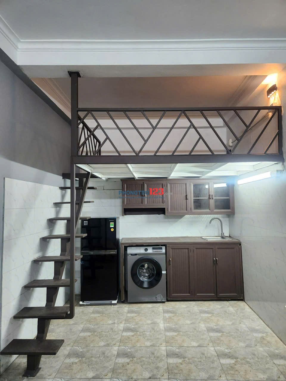 CHO THUÊ PHÒNG KHÉP KÍN – PHỐ PHÚ VIÊN,PHƯỜNG BỒ ĐỀ, QUẬN LONG BIÊN- GẦN CẦU CHƯƠNG DƯƠNG