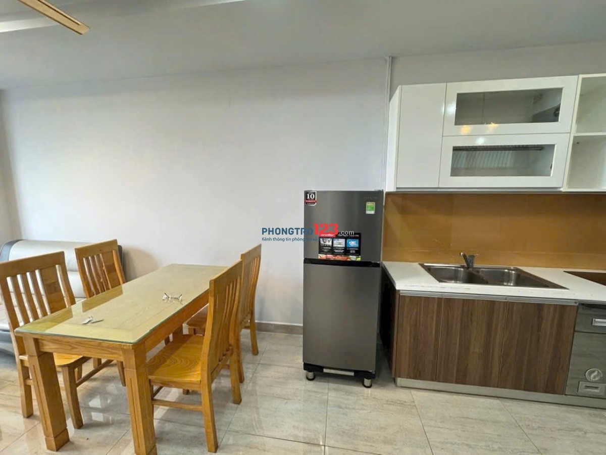 Căn 2p ngủ rộng 76m2, C/c Harmona,Trương Công Định giá 12,5tr/tháng
