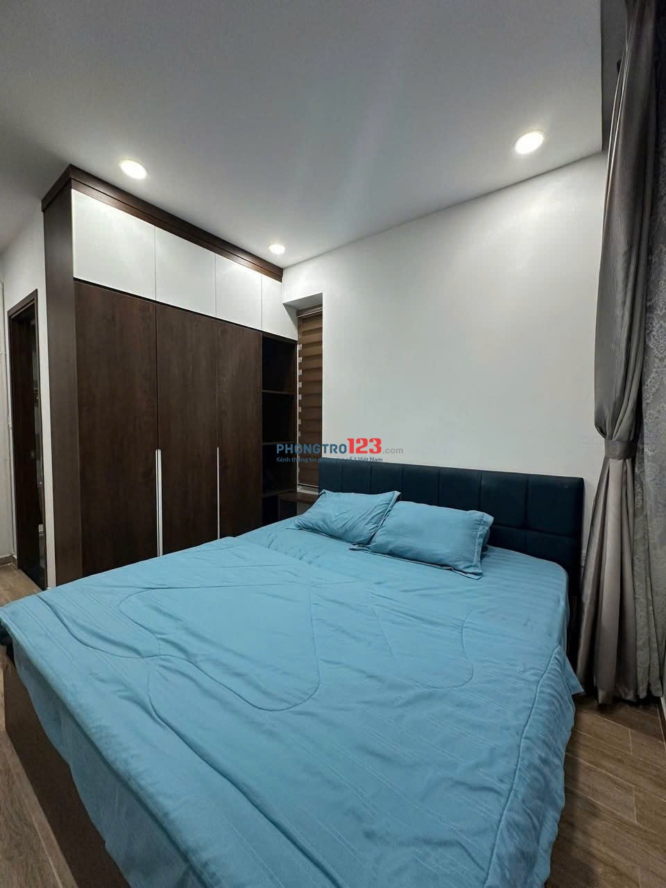 Chung cư Resgreen Tower cho thuê 14.5 tr/th nhà nội thất i hình, có ban công.