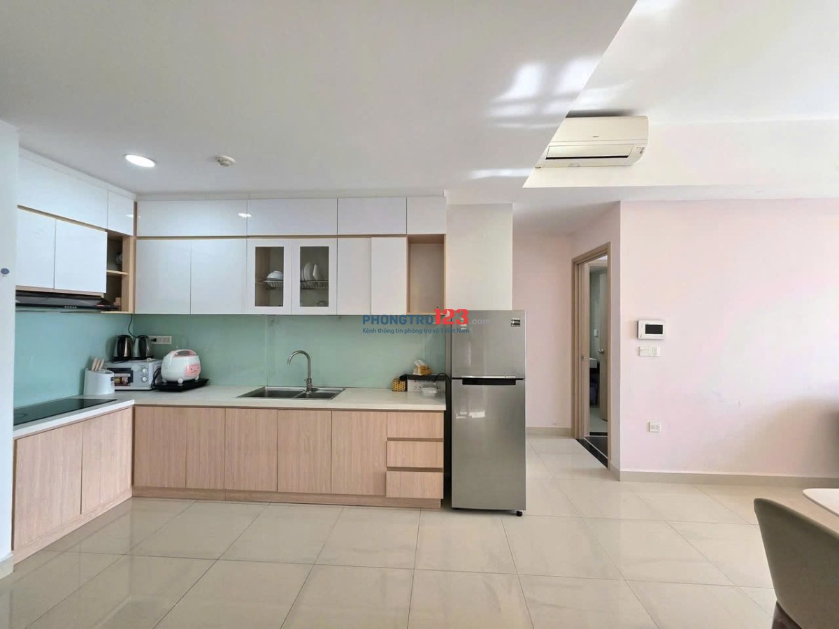 Cho thuê Carillon 2 Trịnh Đình Thảo 2 PN,nhà đẹp giá 10,5tr/th có ban công.