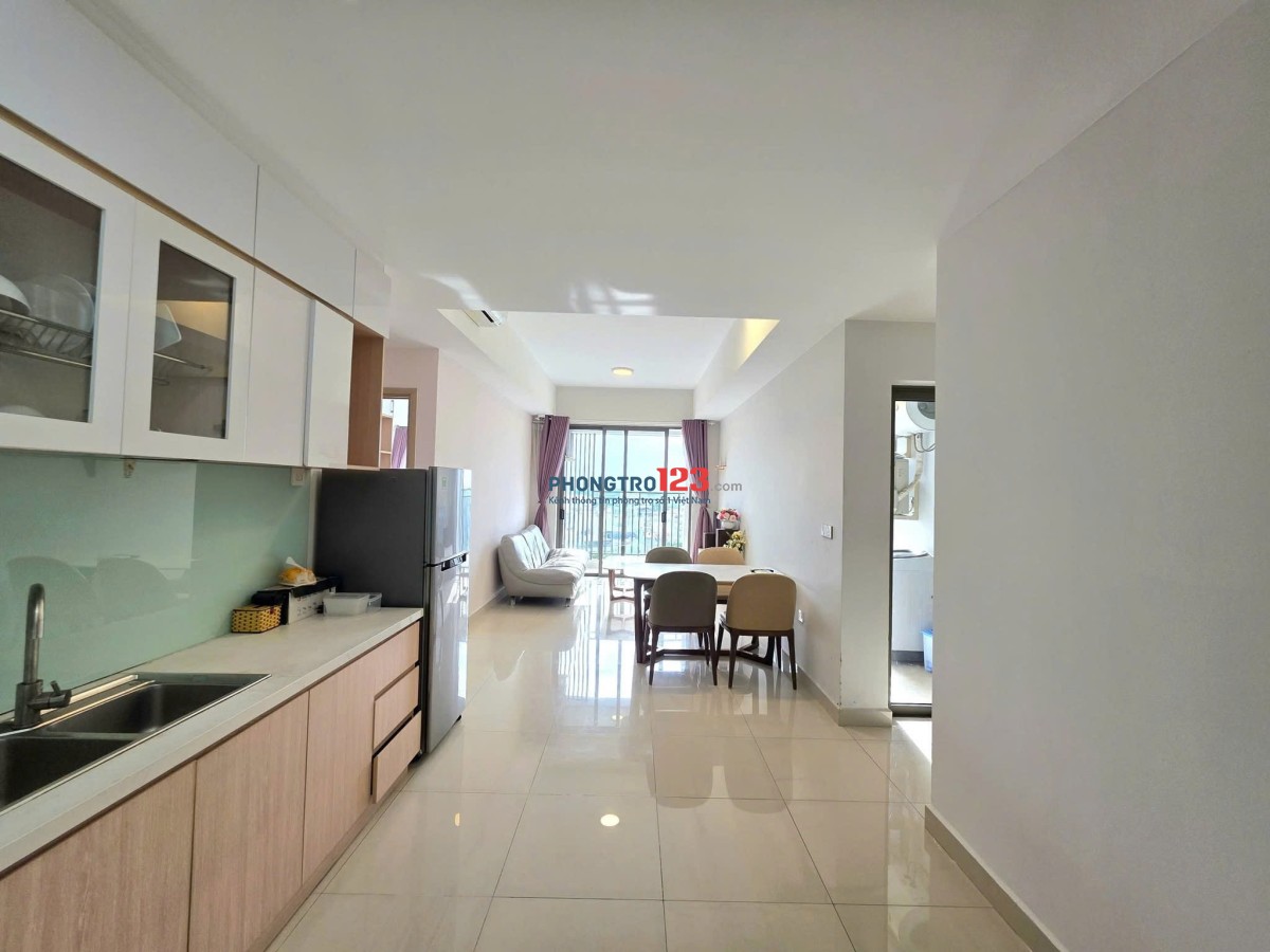 Cho thuê căn hộ IDICO gần đầm sen 2PN full nội thất giá 11tr/th ban công rộng.