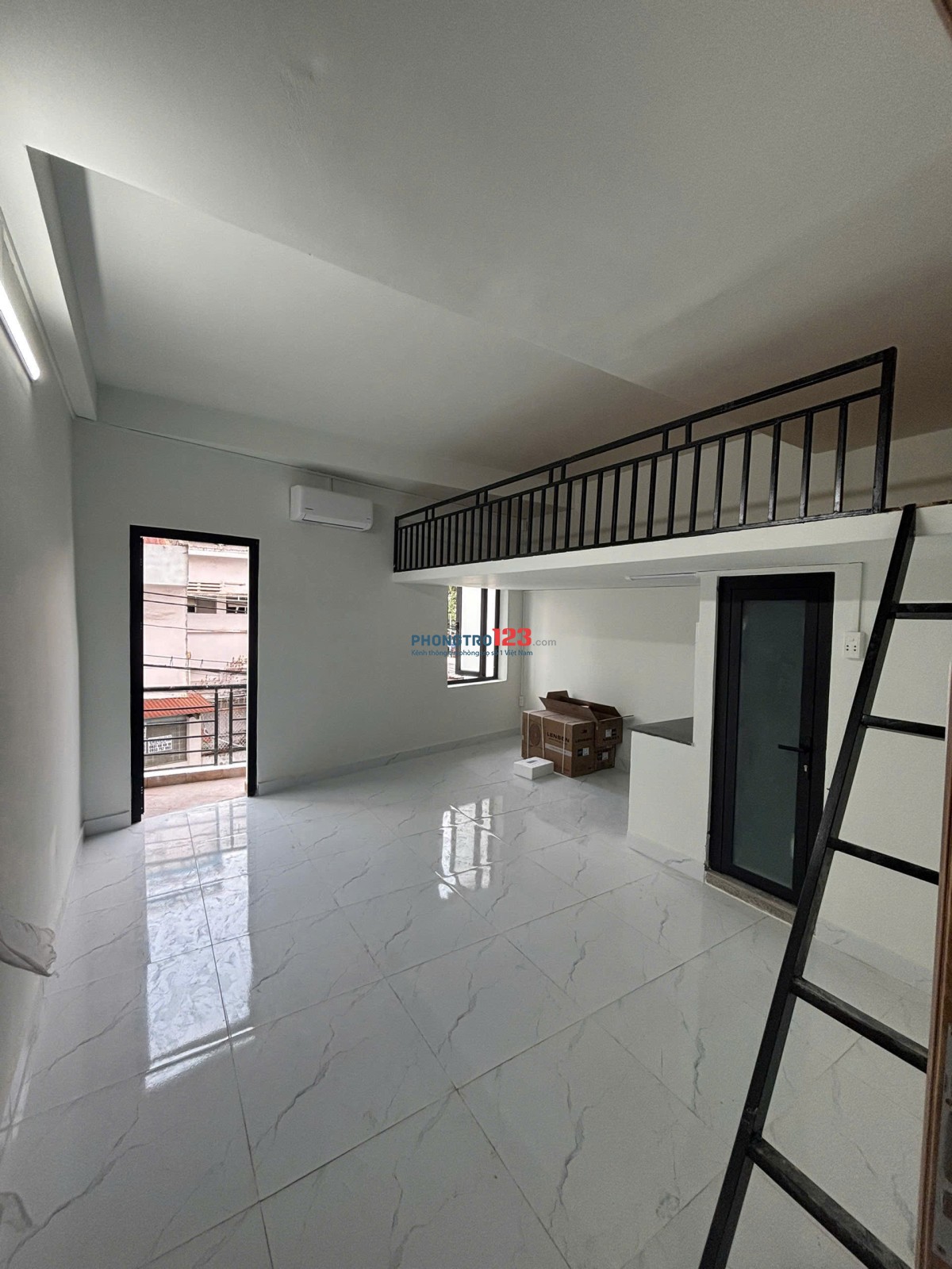 Cho thuê phòng trọ 33 m2 tại góc Phan Đăng Lưu, Nơ Trang Long
