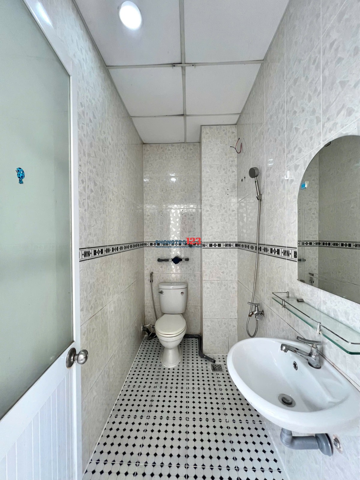 Cho thuê phòng sinh viên Bình Thạnh gần UEF, Hồng Bàng, Ngoại Thương_Cửa sổ thoáng Full nội thất