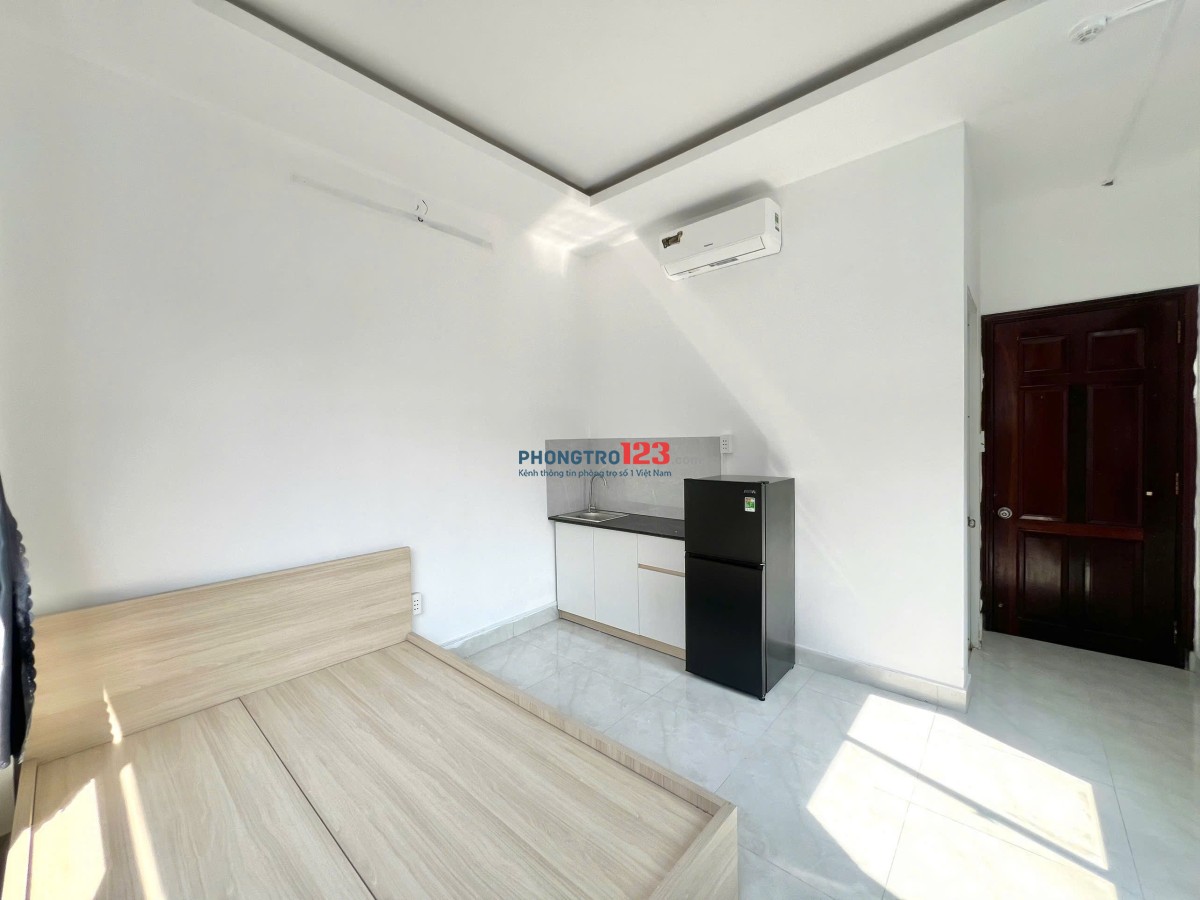 Cho thuê phòng sinh viên Bình Thạnh gần UEF, Hồng Bàng, Ngoại Thương_Cửa sổ thoáng Full nội thất