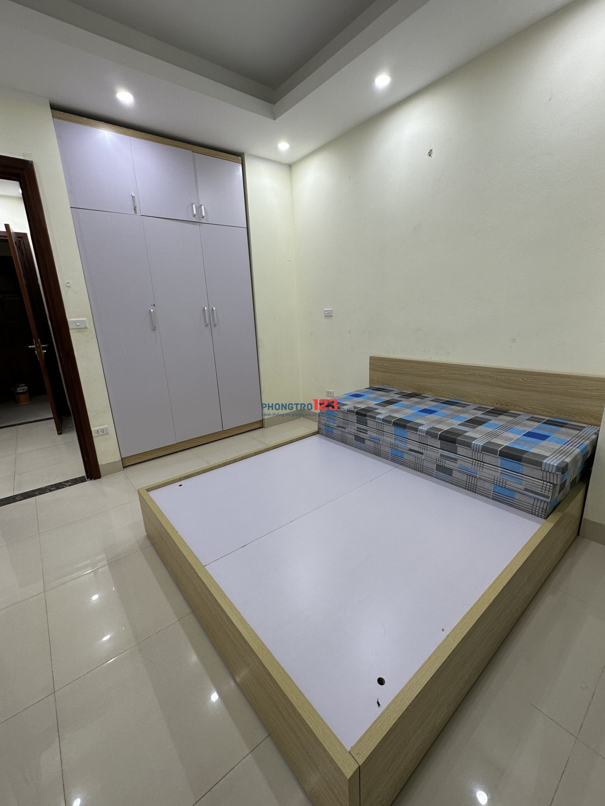 Cho thuê căn hộ 2N1K ngõ 171 Nguyễn Ngọc Vũ – Full nội thất, vào ở ngay