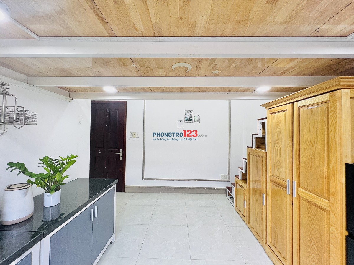 GÁC LỬNG TIỆN LỢI, CỬA SỔ THOÁNG MÁT GẦN NGAY EMART GÒ VẤP