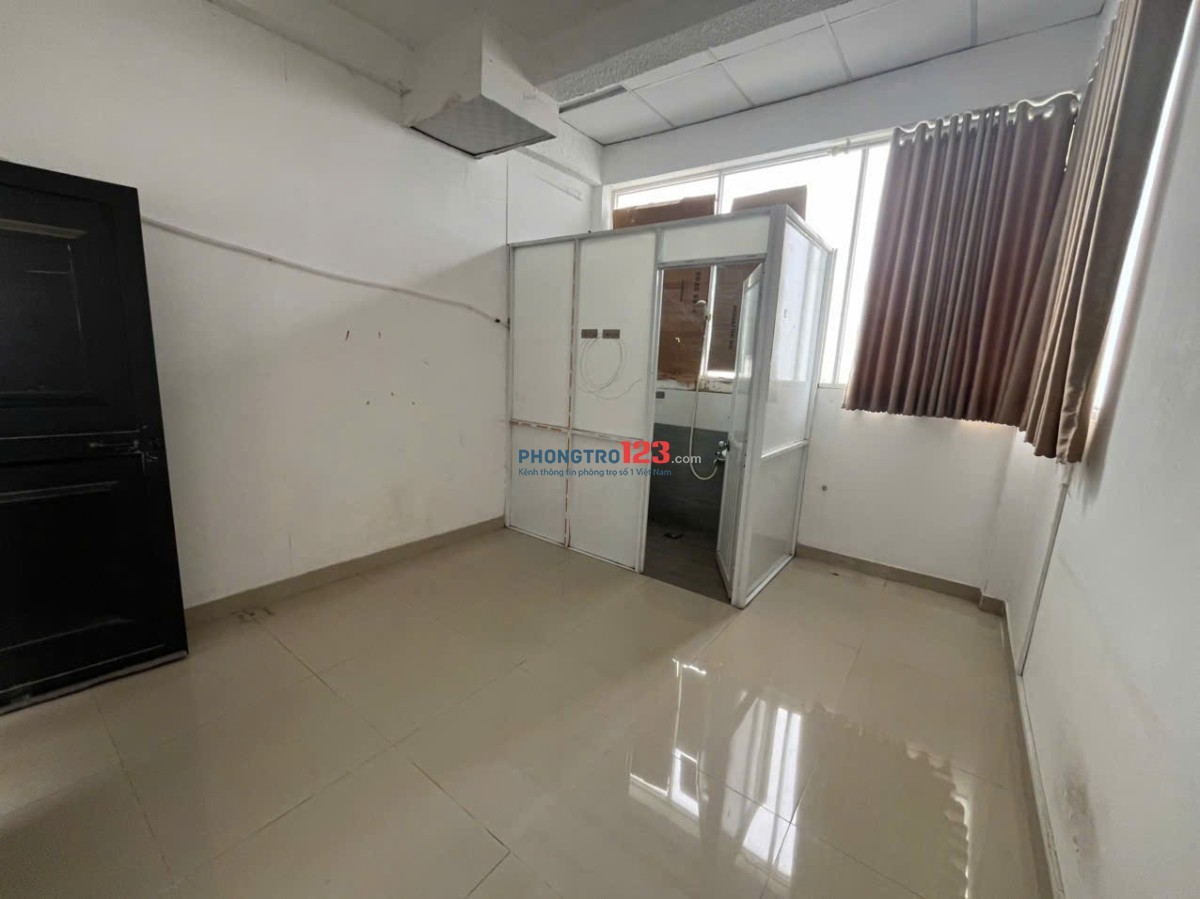 Phòng trọ giá rẻ thoáng mát cho sinh viên quận 7