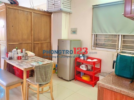 Cần 1 Nam ở ghép phòng 55m2, hiện đang có 2 nam ở, giá 2 triệu, đầy đủ tiện nghi, an ninh, yên tĩnh