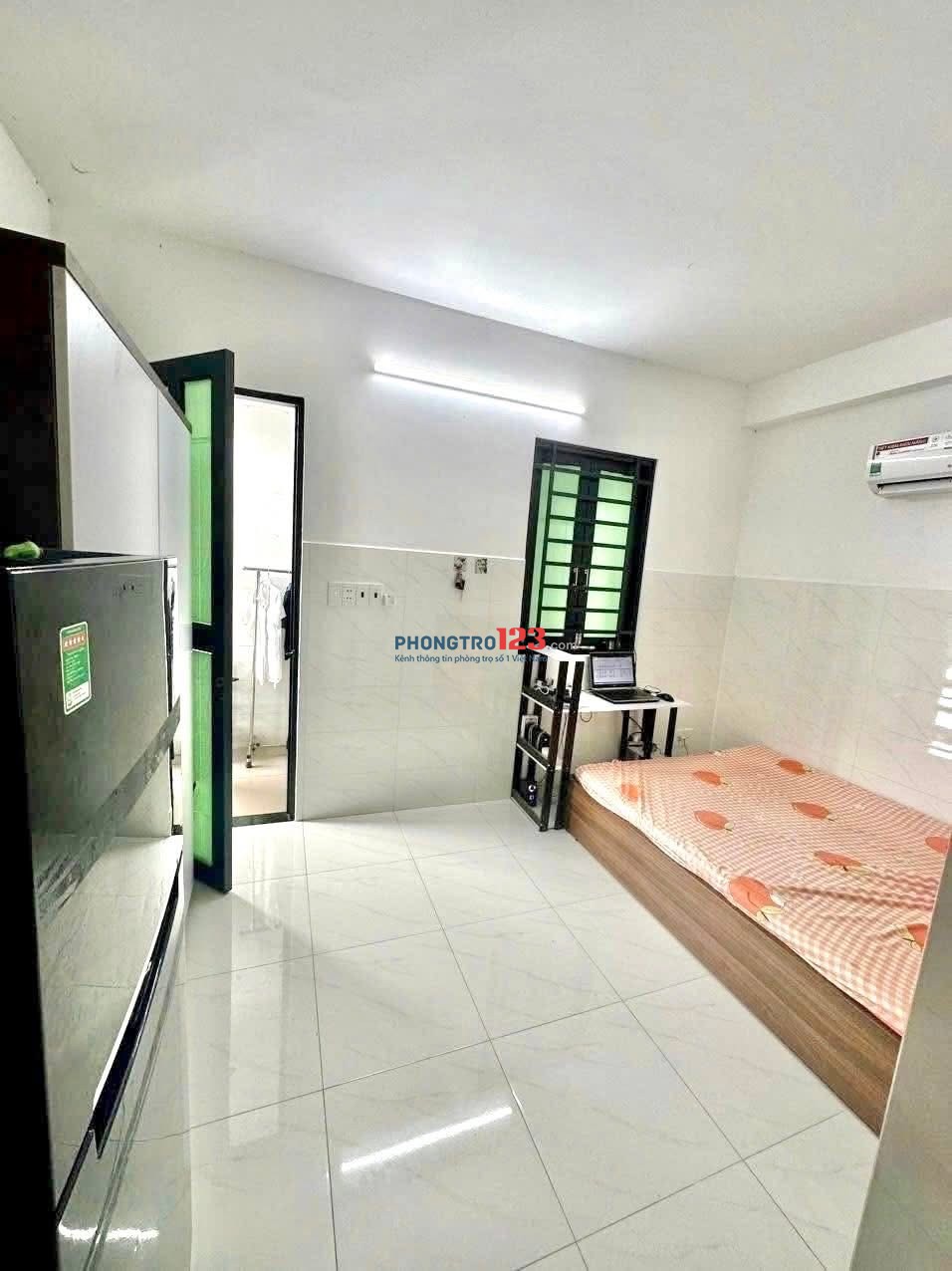 Phòng máy lạnh giá rẻ ngay Quang Trung, CV Làng Hoa, Lê Văn Thọ
