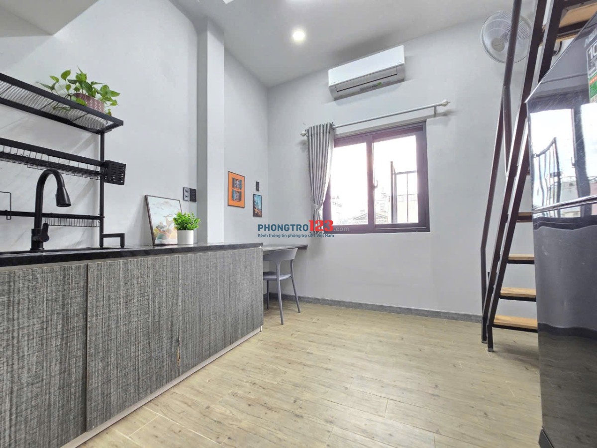 Cho thuê phòng dạng có gác, hơn 5tr, nhà thang máy, gác cao, Nguyễn Thượng Hiền Bình Thạnh