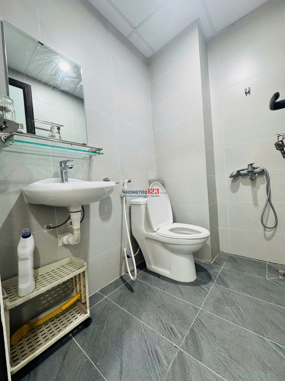  CÒN 1P KHÉP KÍN NỘI THẤT XỊN XÒ TẠI NGÕ 122 DO NHA ( CHỢ MIÊU NHA)