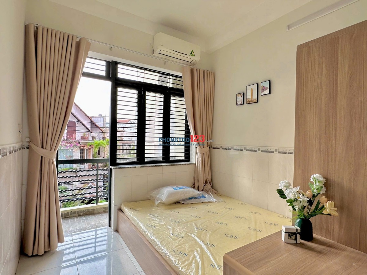 PHÒNG FULL NỘI THẤT CÓ BAN CÔNG GẦN UEF HUTECH– HOÀNG HOA THÁM, BÌNH THẠNH