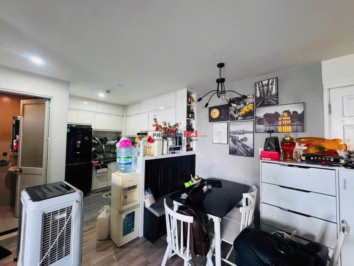 Chung cư Phú Thạnh, Nguyễn Sơn, TP: 3p ngủ, full NT, 10tr/tháng, 90m2