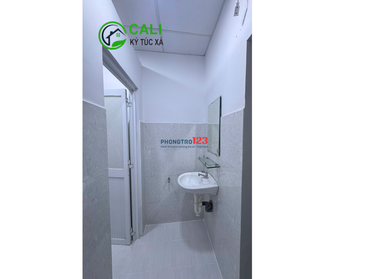 KTX Mới 100% Cư Xá Bắc Hải Q.10 - 1Tr4 Bao Trọn Gói, Cọc 500K